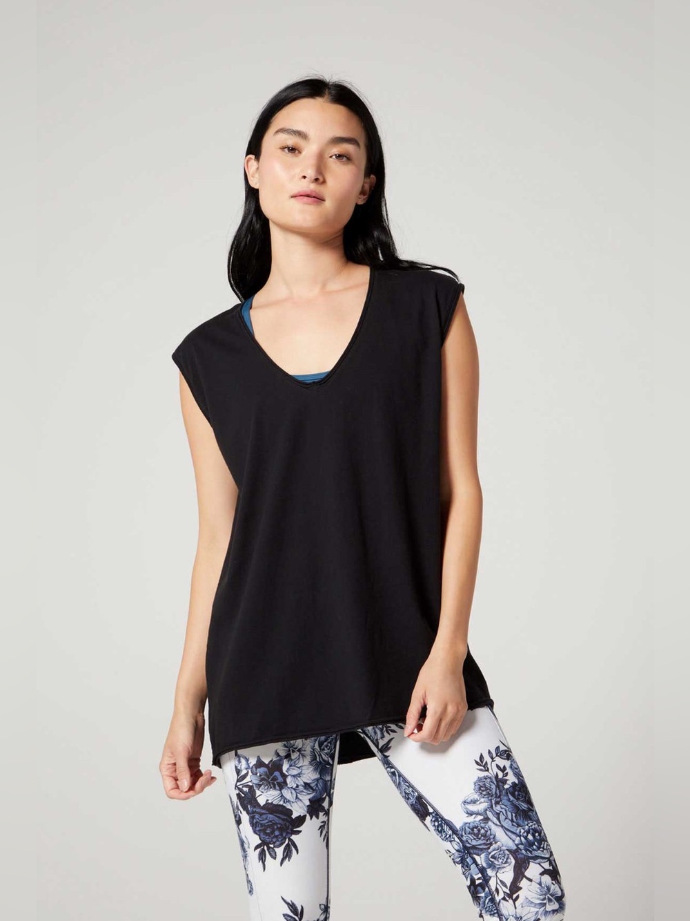 Wear It To Heart Cindy Sleeveless Tank Jet Black NWT Small